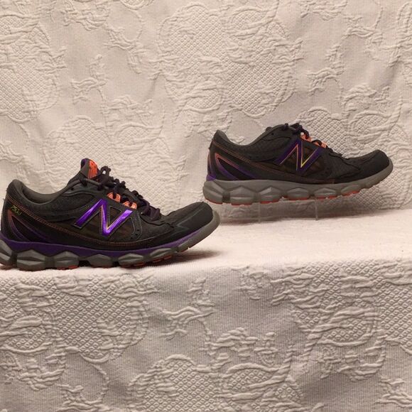 New Balance 750 v3 Women's Size 9.5 Purple Gray Running Shoes W750GP3 - Picture 5 of 9